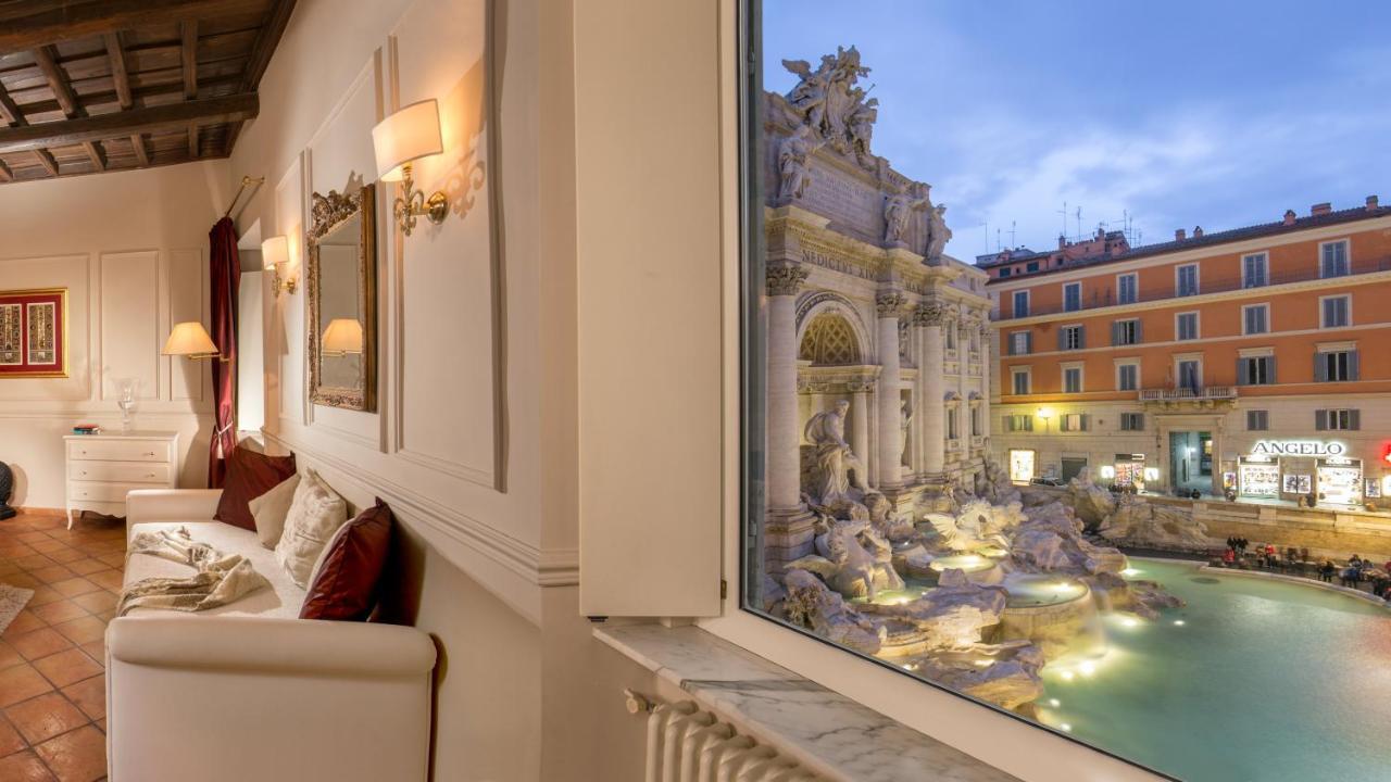 Appartement Trevi Ab Aeterno - Amazing View Of The Trevi Fountain à Rome Extérieur photo