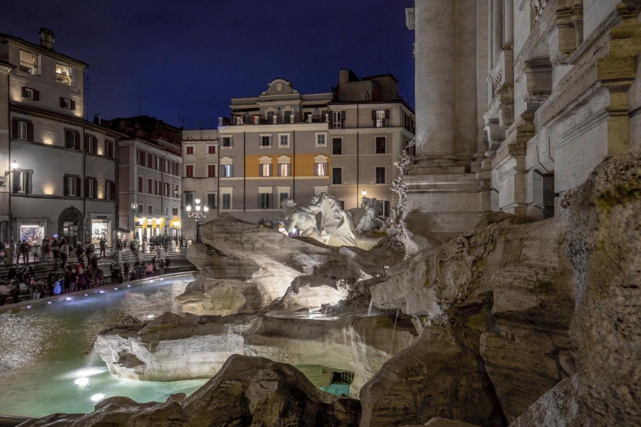 Appartement Trevi Ab Aeterno - Amazing View Of The Trevi Fountain à Rome Extérieur photo