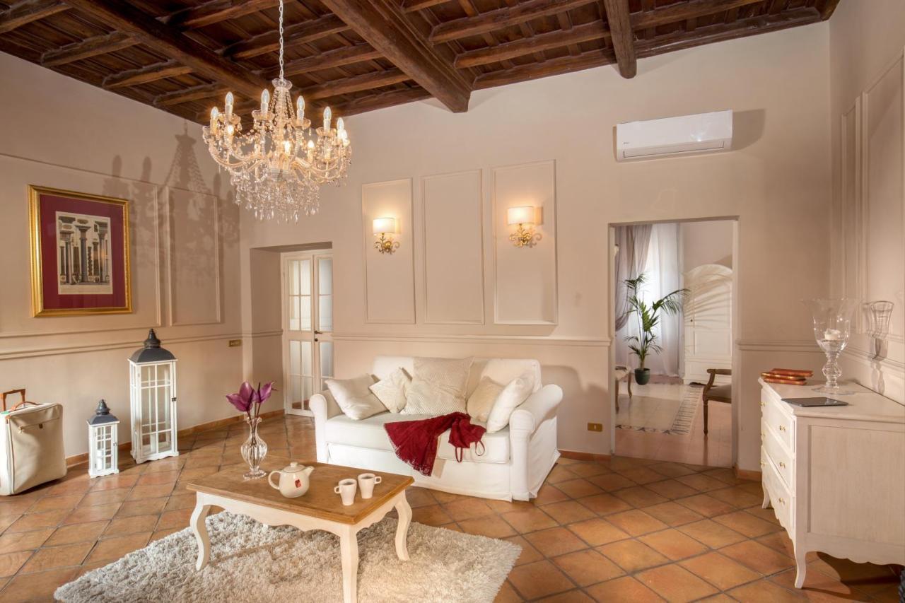 Appartement Trevi Ab Aeterno - Amazing View Of The Trevi Fountain à Rome Extérieur photo