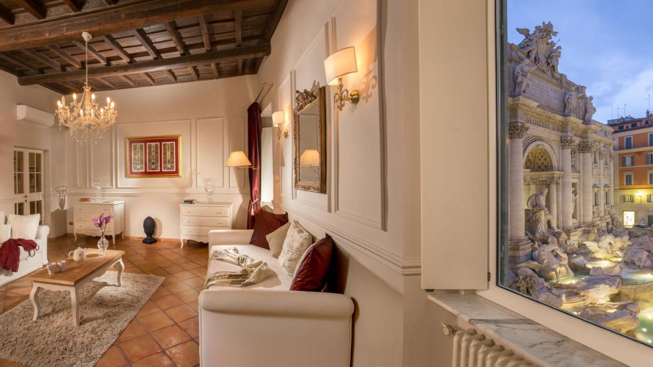 Appartement Trevi Ab Aeterno - Amazing View Of The Trevi Fountain à Rome Extérieur photo